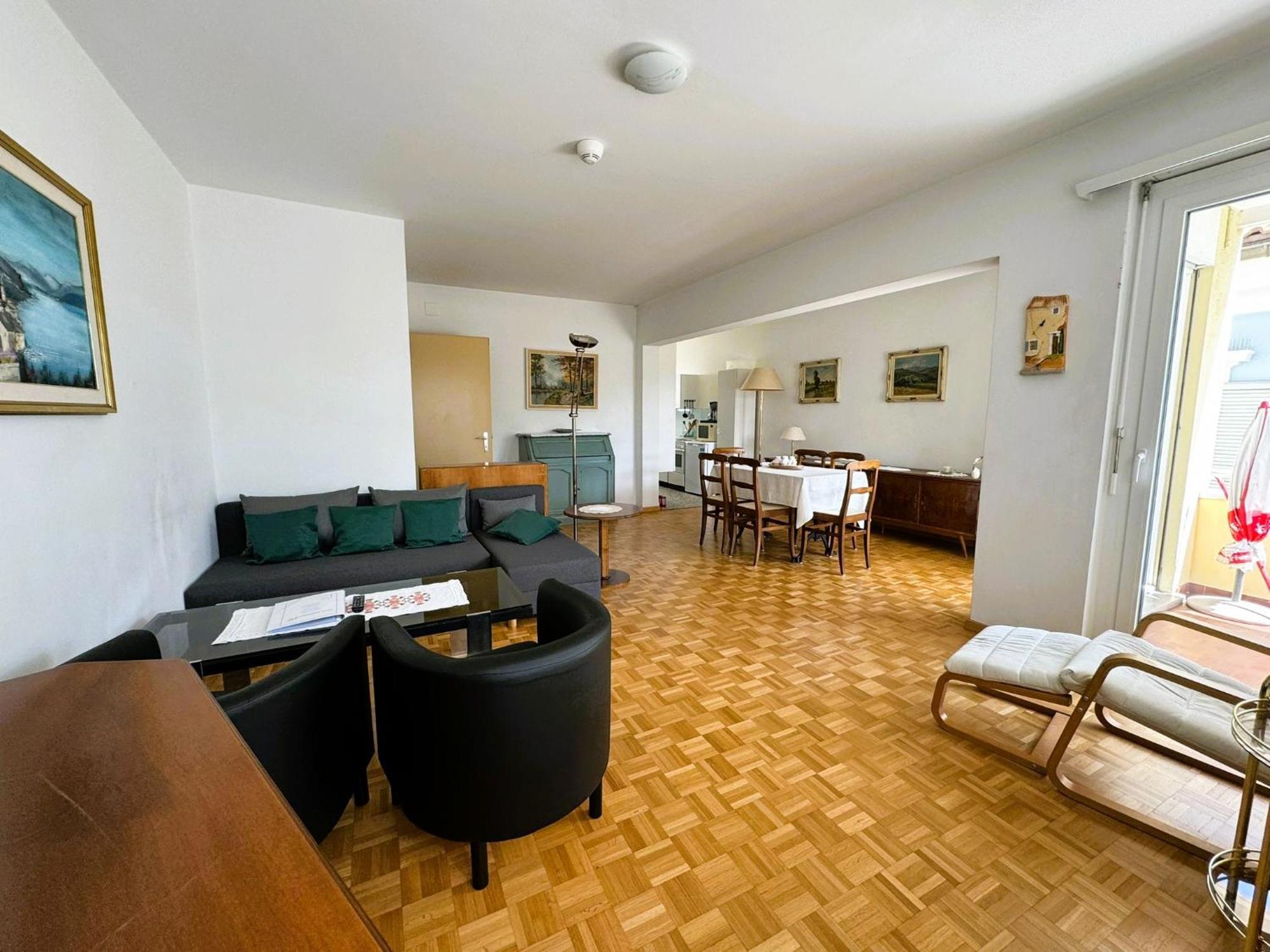 Hotel Rondinella Локарно Стая снимка