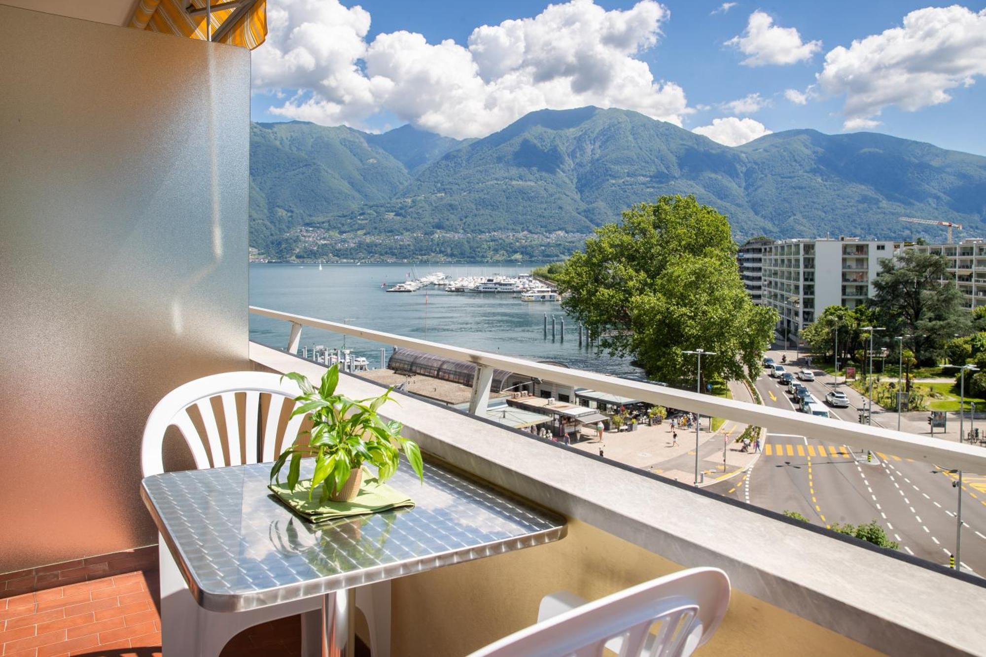 Hotel Rondinella Локарно Екстериор снимка